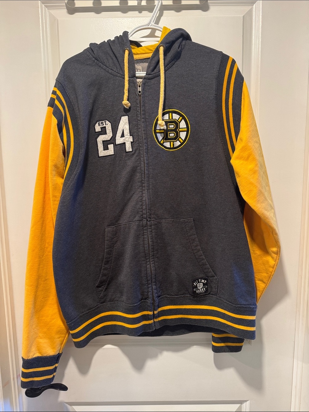Old Time HockeyBoston Bruins Navy & Yellow Hooded Varsity Sweater - #24